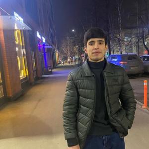 Парни в Санкт-Петербурге: Muxibullo Avazov, 20 - ищет девушку из Санкт-Петербурга