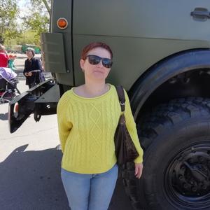 Девушки в Кызыле: Юлия, 49 - ищет парня из Кызыла
