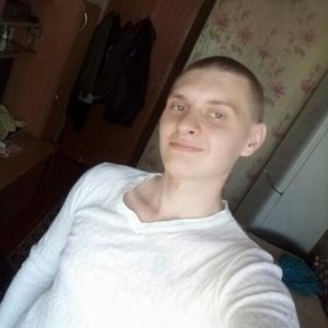 Владимир, 22 года, Лесной