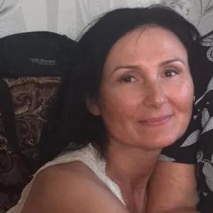 Девушки в Омске: Анна, 53 - ищет парня из Омска