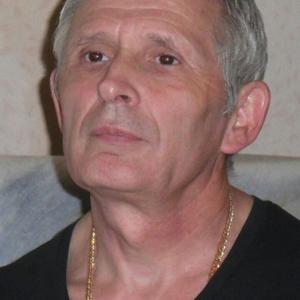 Сергей, 68 лет, Волгоград