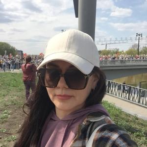 Девушки в Омске: Наталья, 49 - ищет парня из Омска