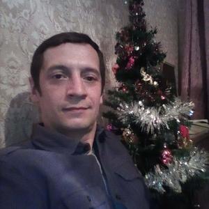 Олег, 44 года, Новочебоксарск