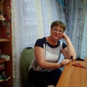 Девушки в Саратове: Галина, 63 - ищет парня из Саратова
