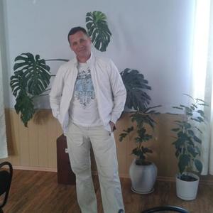 Парни в Черкесске: Евгений, 56 - ищет девушку из Черкесска