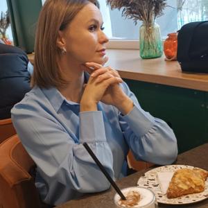Девушки в Молодечно: Екатерина, 36 - ищет парня из Молодечно