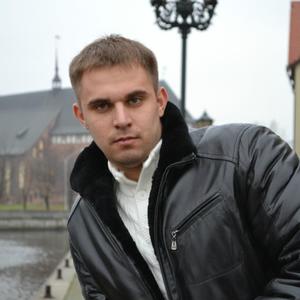Дмитрий, 37 лет, Калининград