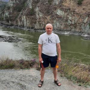 Парни в Бердске: Александр, 42 - ищет девушку из Бердска