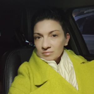 Девушки в Череповце: Оксана, 43 - ищет парня из Череповца