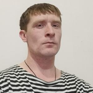 Анатолий, 29 лет, Курган