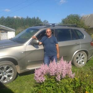 Анатолий, 68 лет, Калуга