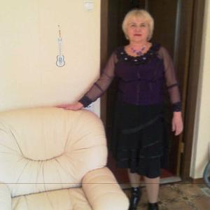 Девушки в Новокуйбышевске: Людмила, 66 - ищет парня из Новокуйбышевска