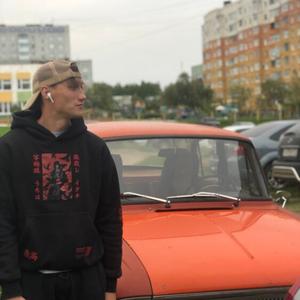 Парни в Вологде: Максим, 27 - ищет девушку из Вологды