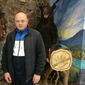 Парни в Томске: Aleks, 36 - ищет девушку из Томска