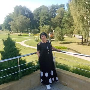 Девушки в Санкт-Петербурге: Валечка, 68 - ищет парня из Санкт-Петербурга