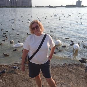 Девушки в Санкт-Петербурге: Юлия, 56 - ищет парня из Санкт-Петербурга