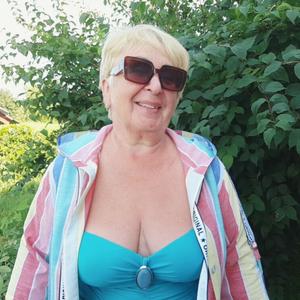 Девушки в Липецке: Ирина, 63 - ищет парня из Липецка
