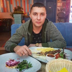 Парни в Казани (Татарстан): Рустам, 34 - ищет девушку из Казани (Татарстан)