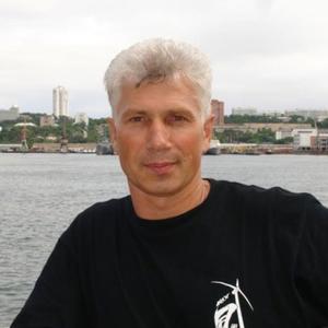 Юрий, 53 года, Пенза