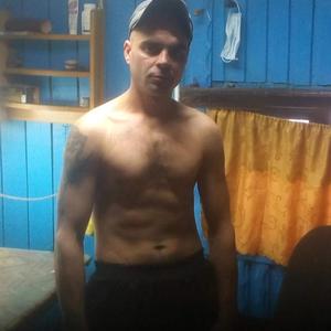 Парни в Усть-Куте: Ден, 37 - ищет девушку из Усть-Кута
