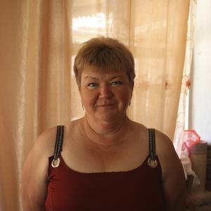 Девушки в Новокубанске: Наталья Величко, 49 - ищет парня из Новокубанска