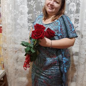 Девушки в Усолье-Сибирское: Марина, 53 - ищет парня из Усолье-Сибирское