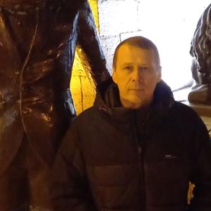 Олег, 58 лет, Саратов