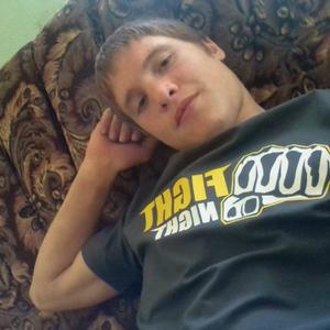 Олег, 23 года, Карагай