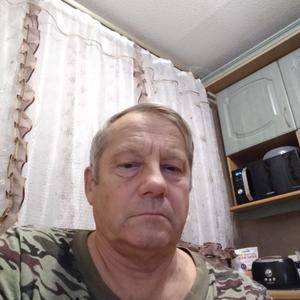 Леонид, 71 год, Санкт-Петербург