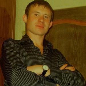 Антон, 41 год, Белогорск