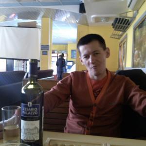 Парни в Омске: Альберт, 41 - ищет девушку из Омска
