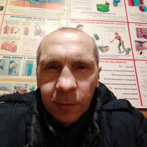 Aleks, 48 лет, Урень