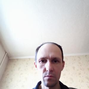 Евгений, 45 лет, Бачатский