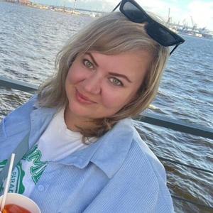 Девушки в Санкт-Петербурге: Тоня, 35 - ищет парня из Санкт-Петербурга