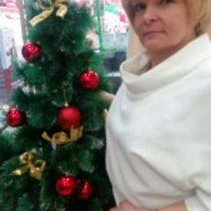 Елена, 54 года, Сургут