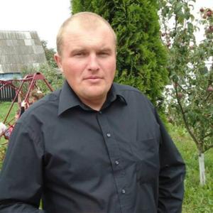Парни в Сыктывкаре: Олег, 41 - ищет девушку из Сыктывкара