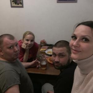 Девушки в Калининграде: Анна, 38 - ищет парня из Калининграда