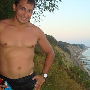 Парни в Саратове: Вадим, 41 - ищет девушку из Саратова