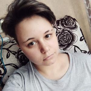 Девушки в Омске: Елизавета, 25 - ищет парня из Омска