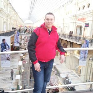 Парни в Ижевске: Игорь, 30 - ищет девушку из Ижевска