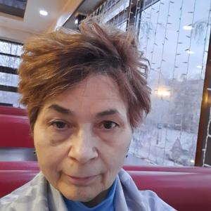 Девушки в Якутске: Ola, 65 - ищет парня из Якутска