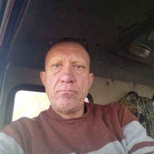 Виктор, 55 лет, Новотроицк