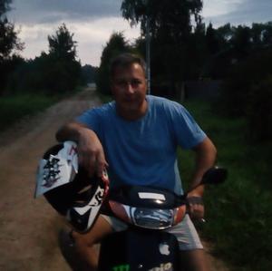 Парни в Звенигороде: Денис, 52 - ищет девушку из Звенигорода