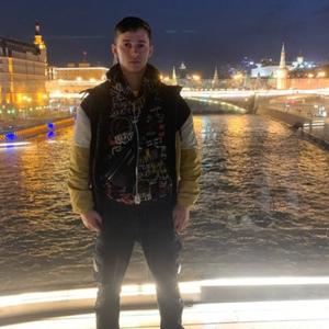 Парни в Звенигороде: Данил Панченко, 21 - ищет девушку из Звенигорода