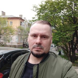 Игорь, 48 лет, Находка