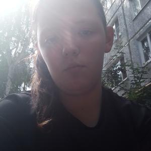 Девушки в Узловая: Катя, 20 - ищет парня из Узловая