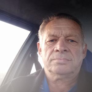 Парни в Малоярославце: Андрей, 60 - ищет девушку из Малоярославца
