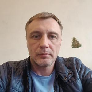 Валентин, 42 года, Санкт-Петербург