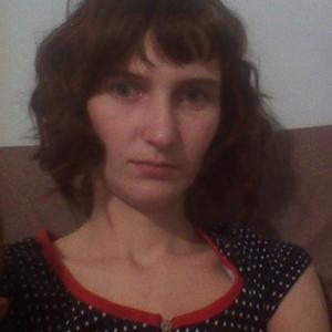 Девушки в Кочубеевское: Анна, 30 - ищет парня из Кочубеевское