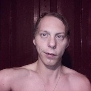 Александр, 32 года, Москва